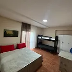 Open Door Τίρανα