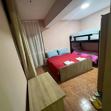 אכסניה Open Door טיראנה