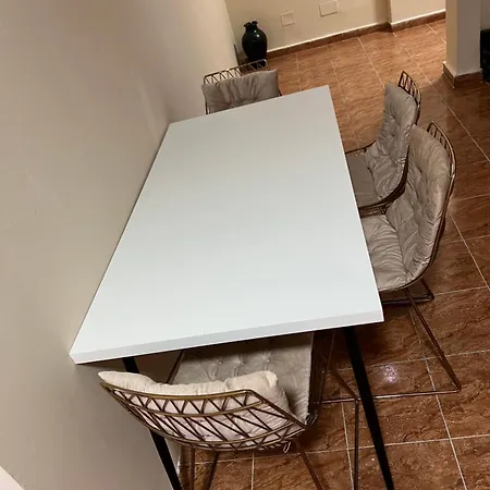 אכסניה Open Door