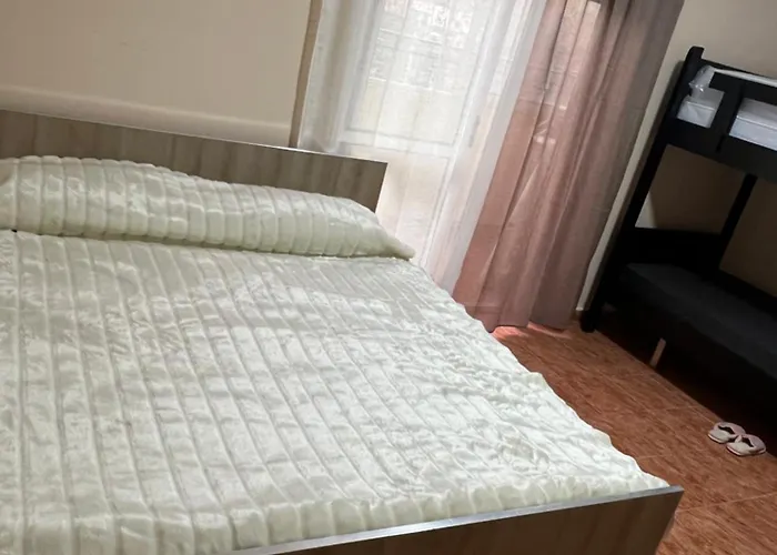 Open Door Hostel Tirana