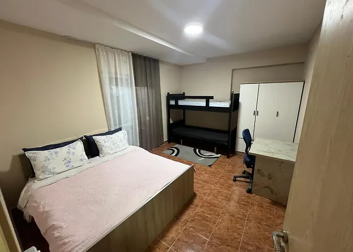 Open Door بيت شباب